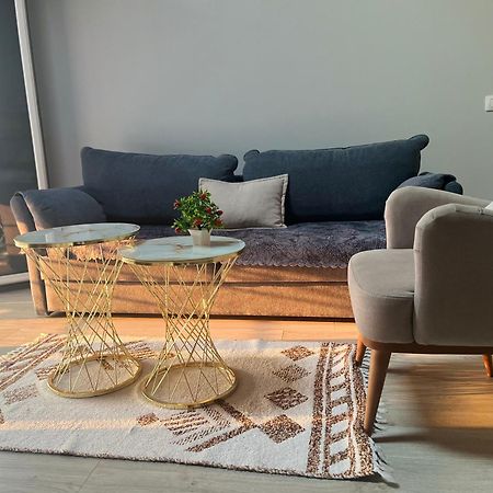 Villa Yseni Orikumi Exteriér fotografie