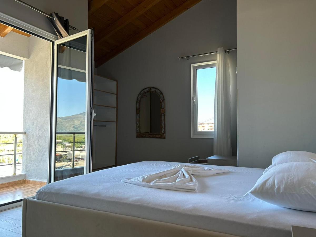 Villa Yseni Orikumi Exteriér fotografie