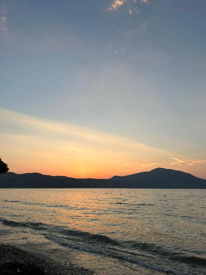Villa Yseni Orikumi Exteriér fotografie
