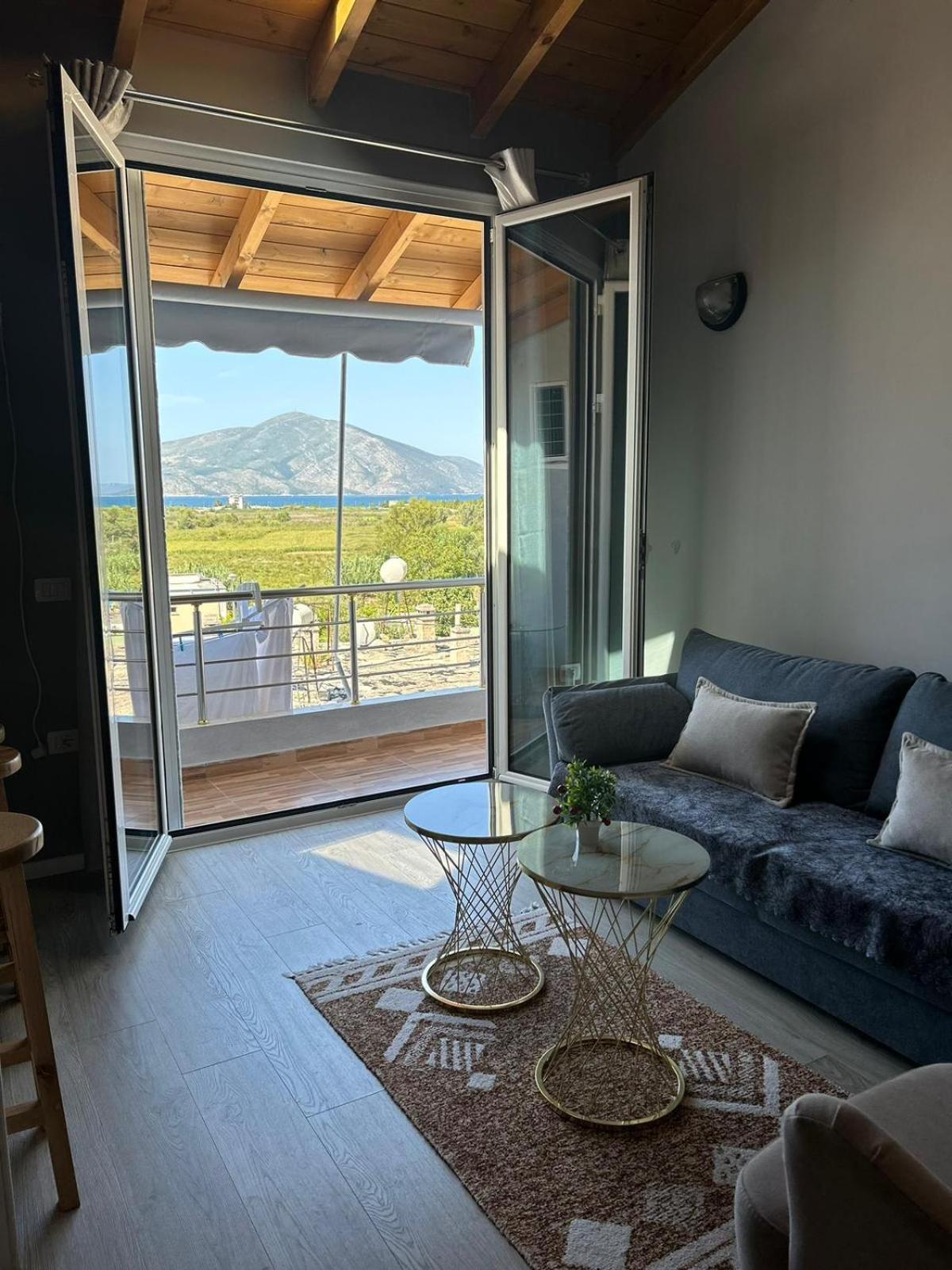 Villa Yseni Orikumi Exteriér fotografie