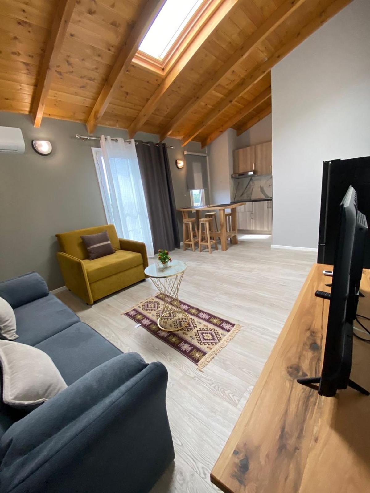 Villa Yseni Orikumi Exteriér fotografie