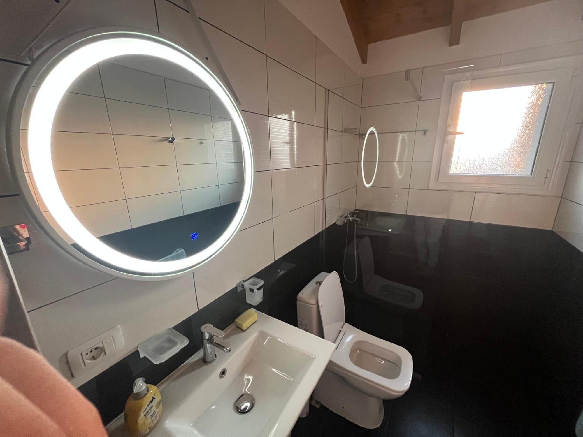 Villa Yseni Orikumi Exteriér fotografie