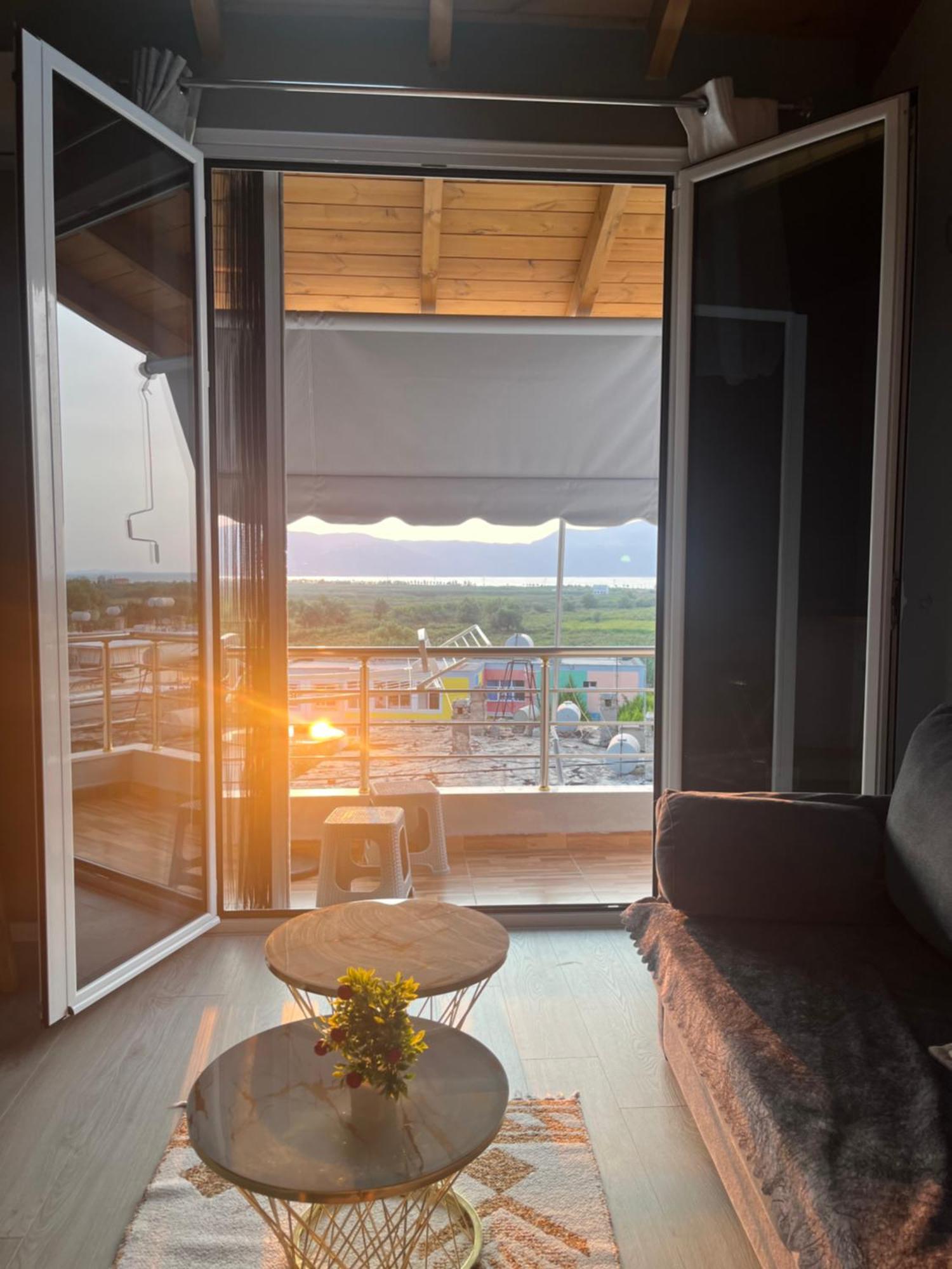 Villa Yseni Orikumi Exteriér fotografie
